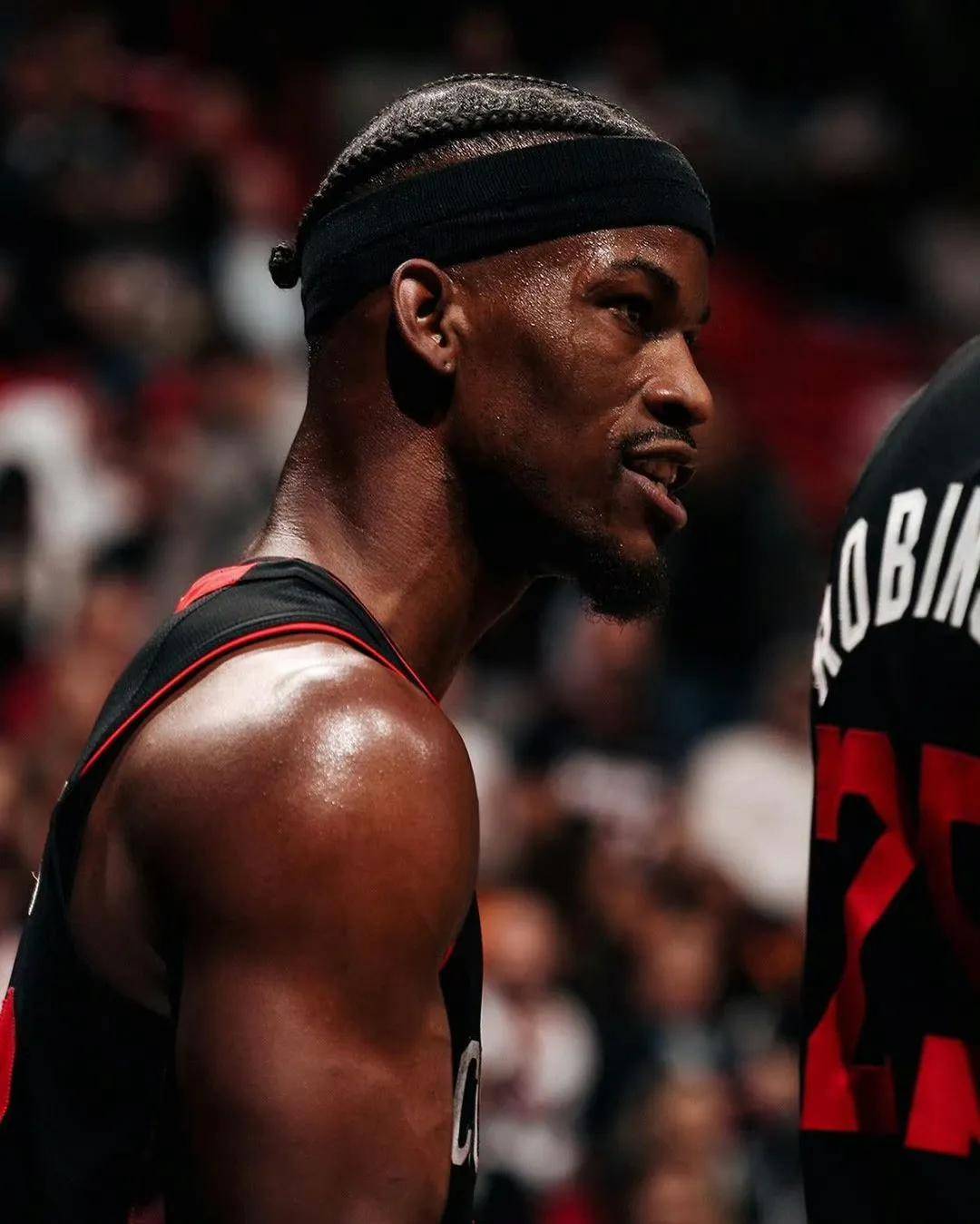 巴特勒最快速度申请交易……_热火_合同_附加赛