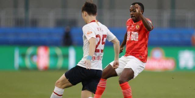 原创原创3连胜恒大20深足保利尼奥和费南多破门塔利斯卡伤退