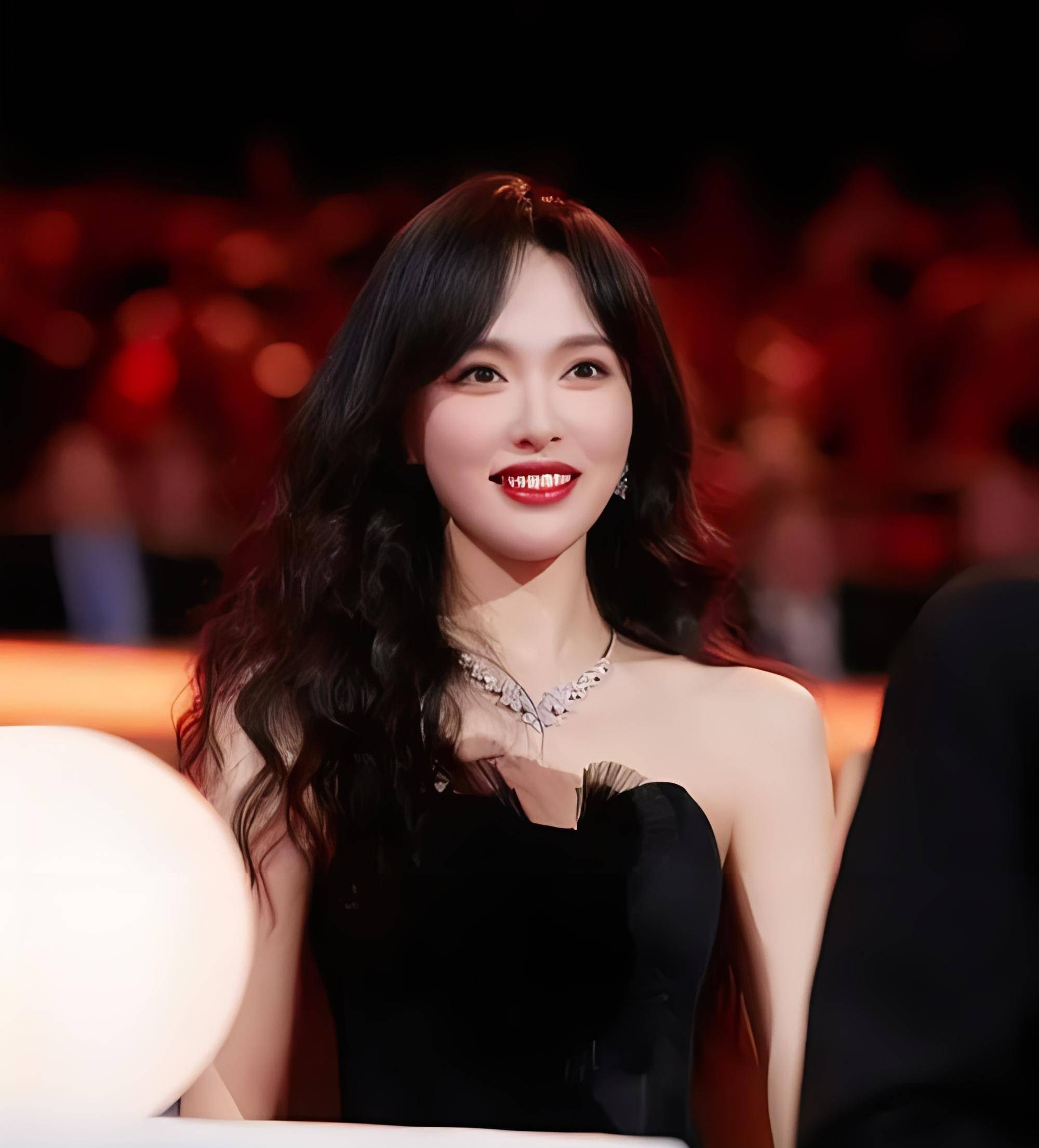 赵丽颖 王一博 杨紫 杨洋 魏大勋 张颂文 赵露思 金晨 胡夏_明星_唐嫣