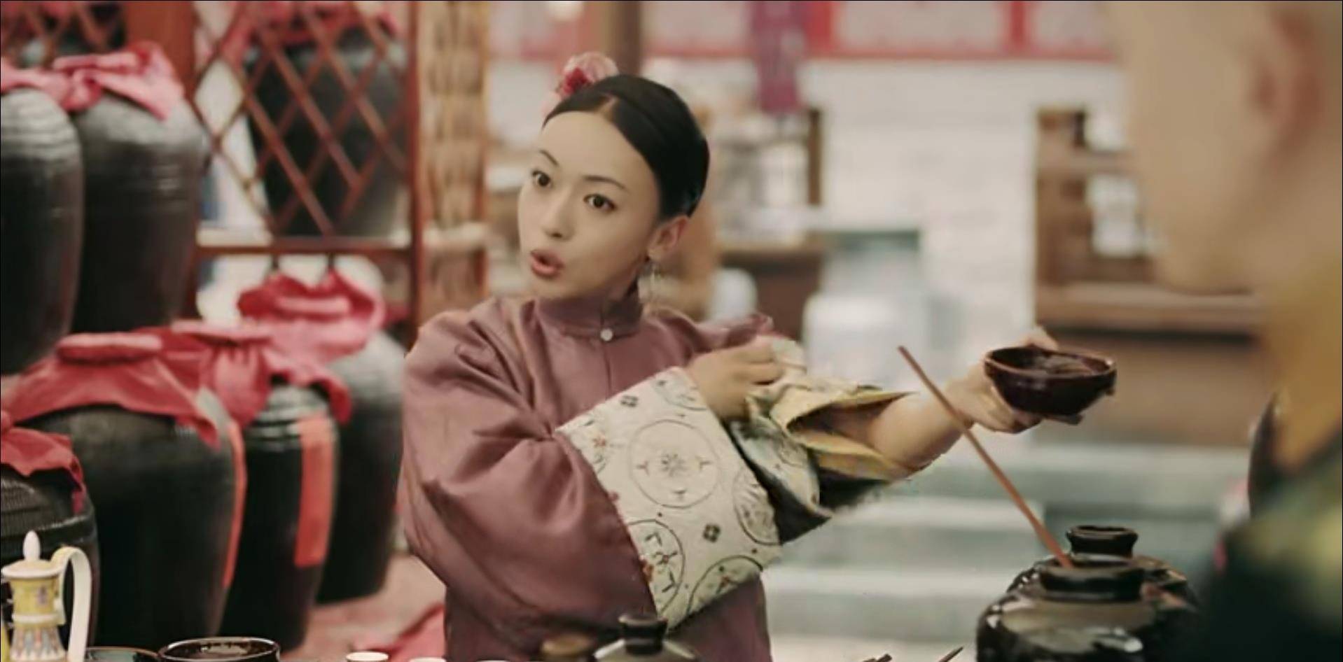 延禧攻略:为何魏璎珞扮作沽酒女,皇上立马就不生气了?_傅恒_桑落_金川