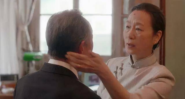 奚美娟_周野芒_生活