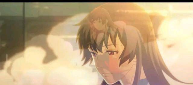 一个负责出黑板报,两个人必然是会有交集的,电影中屠小意和姚哲恬的