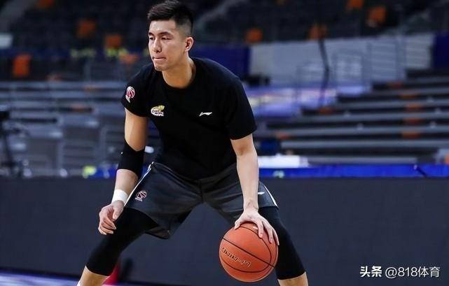 开始新一轮康复治疗,希望通过欧洲先进的技术解决大腿肌肉拉伤的问题