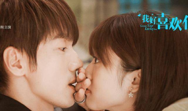 原创言承旭与小20岁沈月演情侣看到两人吻戏后网友像极了父女