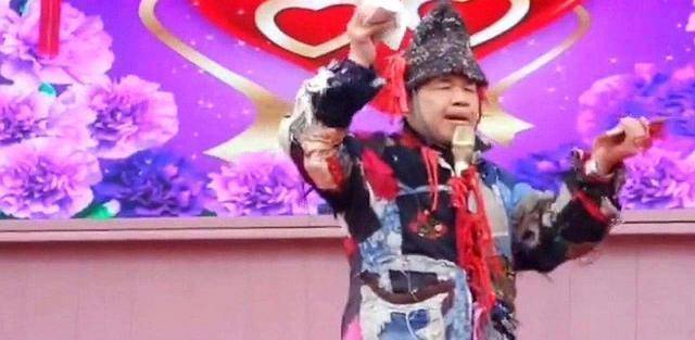 宋天福舞台表演照(二)宋天福曾被邀请去参加《我是大明星》,宋天福