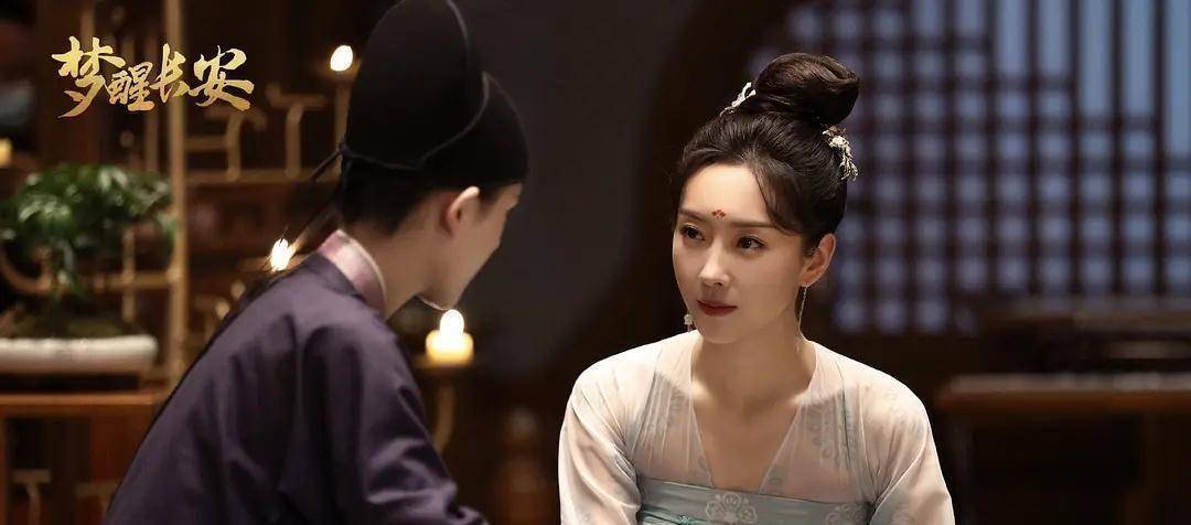 这部作品就是李炎去依靠两个女人,剧方为了宣传,强行给李炎安排哭戏