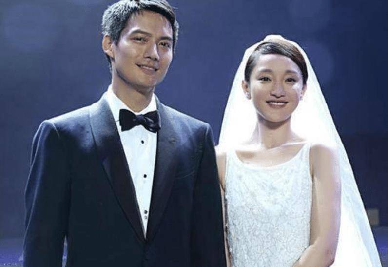原创又一对明星夫妻分手男方和新女友亲吻照曝光网友却说早有预料