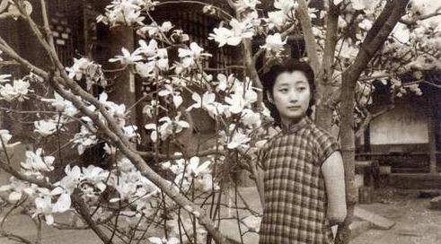 晚清最痴情的格格:等了溥仪一辈子都没等到,50岁还为爱流泪_王敏彤