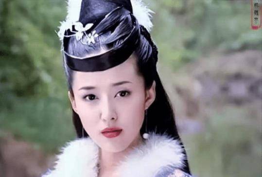 学院表演系,而且颜丹晨与黄晓明,赵薇,陈坤等影视演员都是同班同学