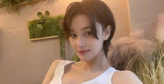 餐火了,一日三餐就吃这,网友:如此自律,难怪这么美_明星_体重_身材