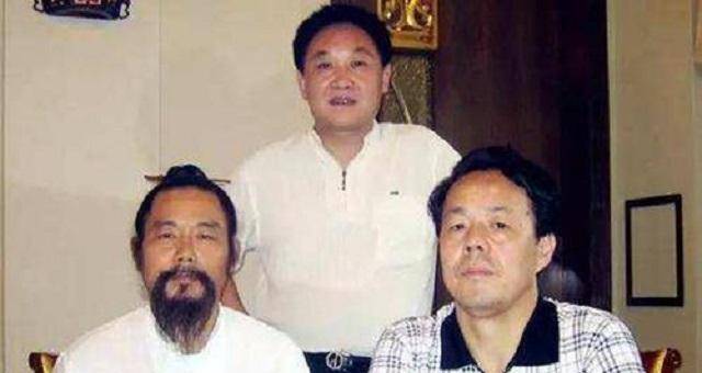 原创中国特异功能第一人气功大师张宝胜的江湖捞金路