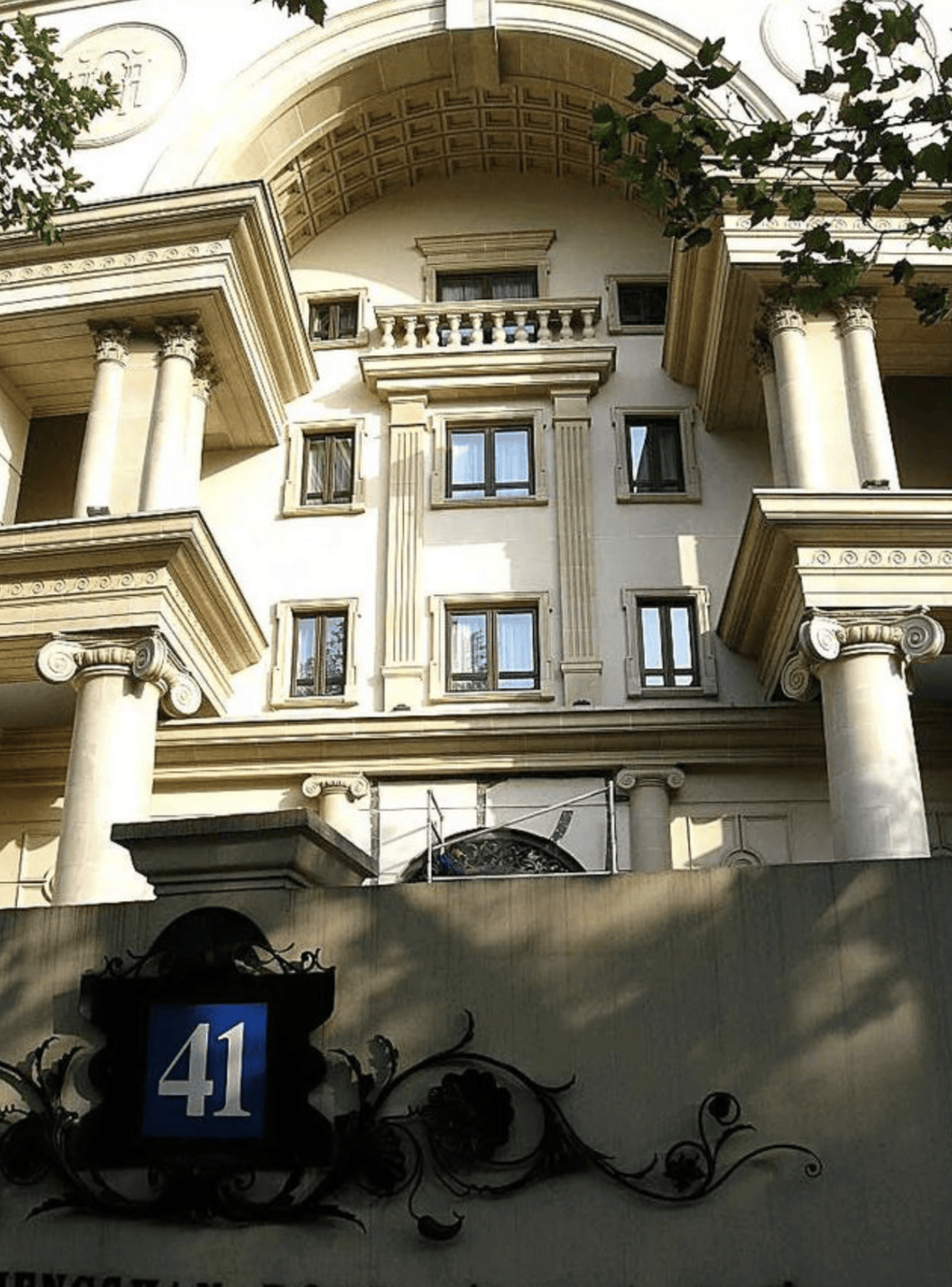 林建岳同父异母妹妹罕露脸,67岁仍梳着童花头,已脱离家族未婚育