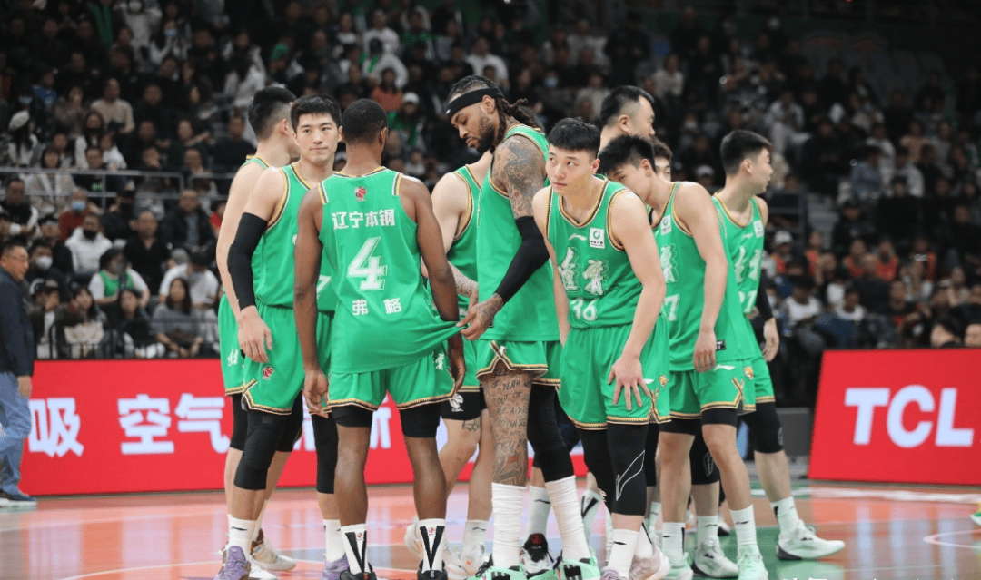 杨鸣赌把大的,季后赛成功避开广东广厦_辽宁_比赛_1