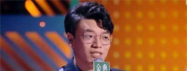 尽管如此,仍有女性脱口秀演员.