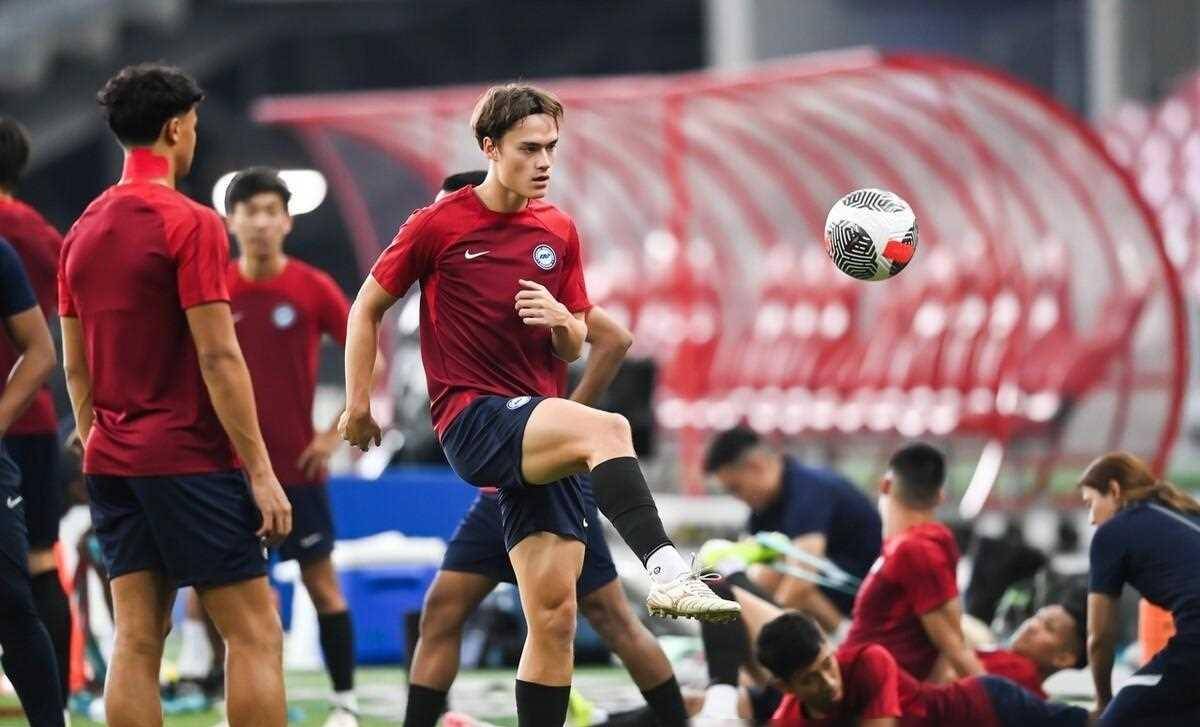 原创国足需谨慎新加坡大手笔打造阵容比利时联赛前锋领衔亚冠球