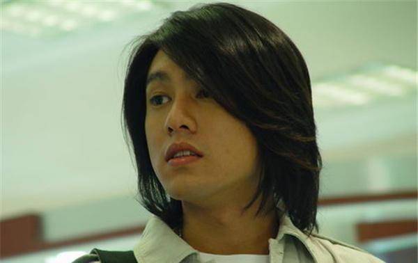 原创42岁朱孝天采访谈及现状一年多没收入自认f4中混得最差