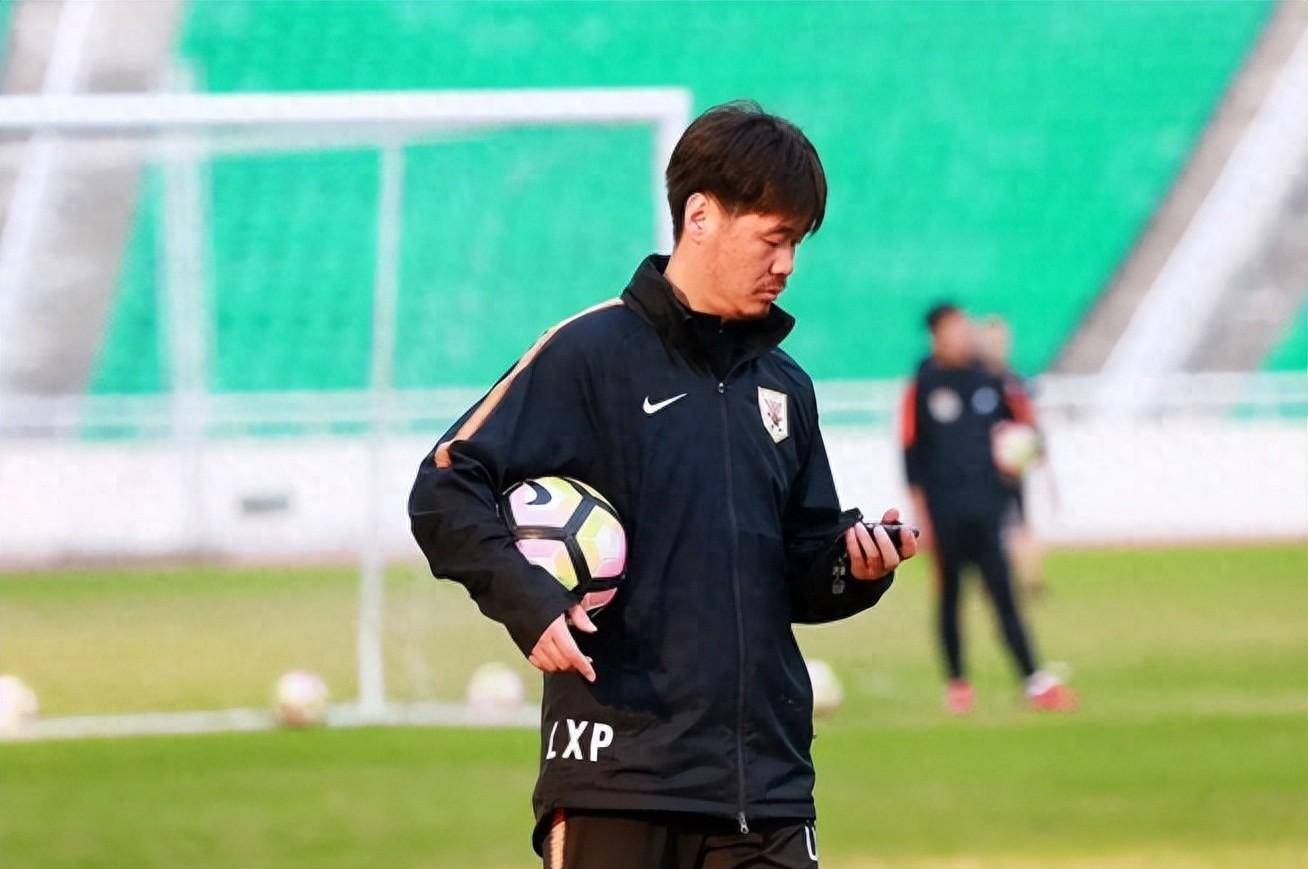 海牛队新赛季三连败亚森为此遭遇下课危机李霄鹏或成新帅热门