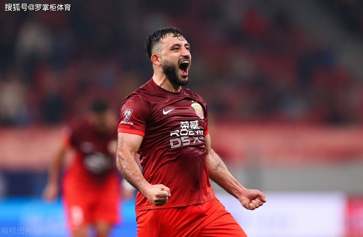 原创喜讯上港队将在中超夏窗跟大牌指挥官签新合同曾是阿根廷国脚