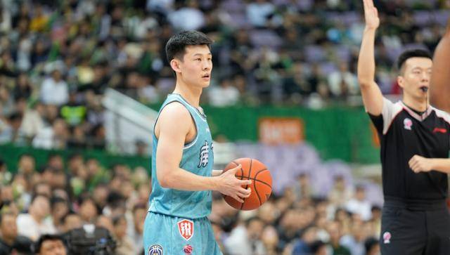 王岚嵚崭露头角南京同曦捡到宝的王牌后卫