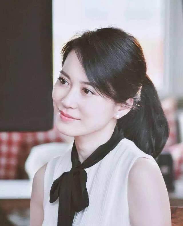 原创原创46岁俞飞鸿近照错失窦文涛单身至今没结婚但有固定伴侣