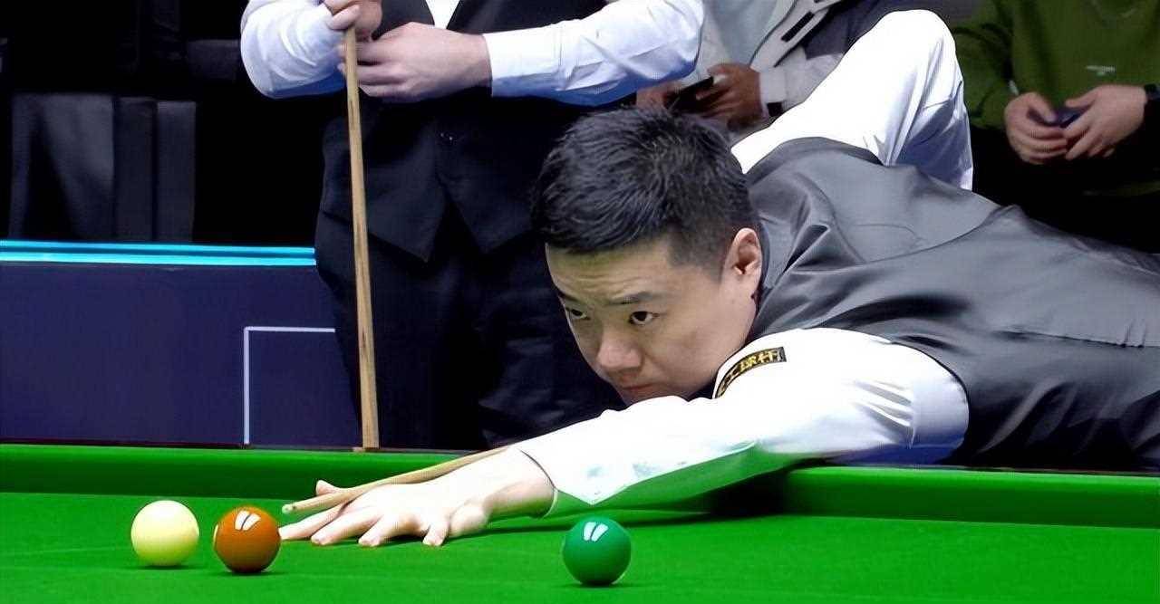 "台球天才"丁俊晖:母亲55岁因病离世,他娶大6岁富家女为妻