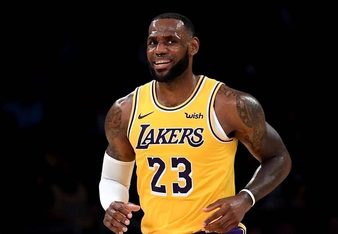 实话实说,nba77年历史,最强的球员有三人,大梦算半个_科比_詹姆斯