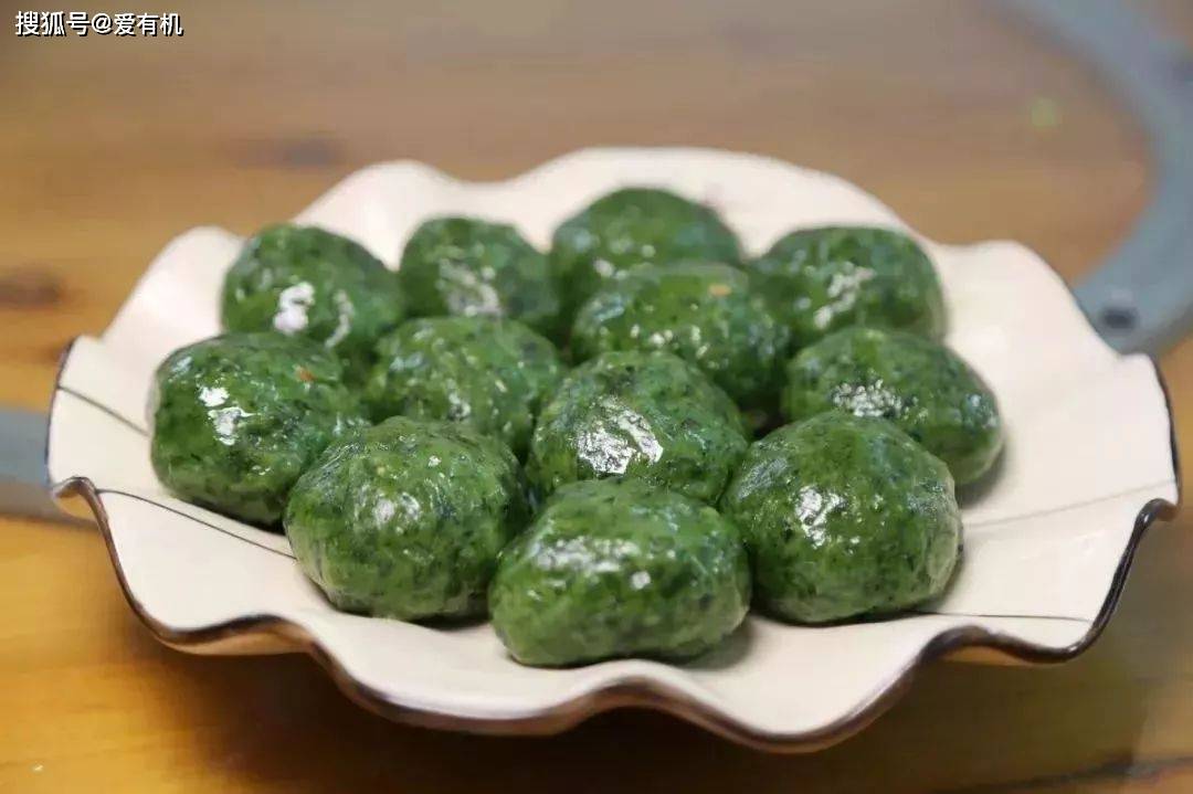 清远清明节习俗:烧猪敬先祖,艾糍敬春天