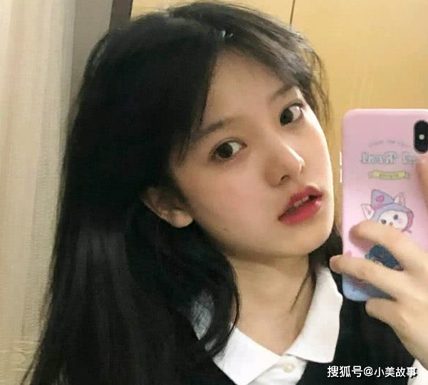 双鱼座落泪,水瓶座捂脸_初恋_漂亮_狮子座