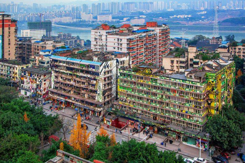 重庆李子坝洪崖洞旅游报团五天四夜要多少钱重庆游玩五天花销分享省钱