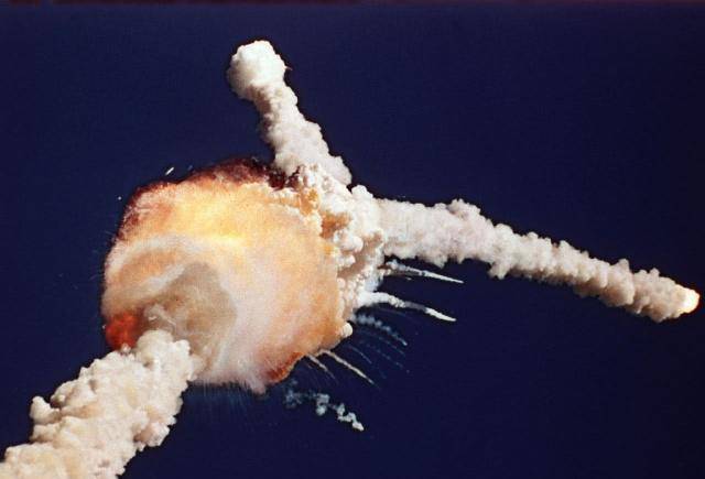 原创美国最惨烈的航天事故12亿的火箭瞬间爆炸7名宇航员壮烈牺牲