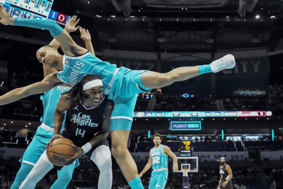 哈登3次出手快船外线防守稀烂卢表示很失望你怎么看