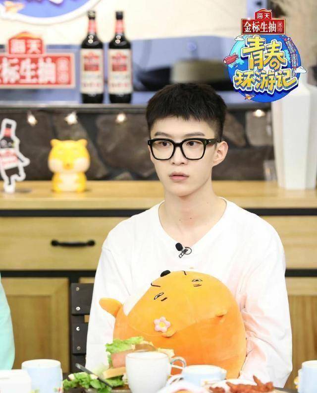 原创青春环游记3中范丞丞说以后想往演员的方向发展未来可期