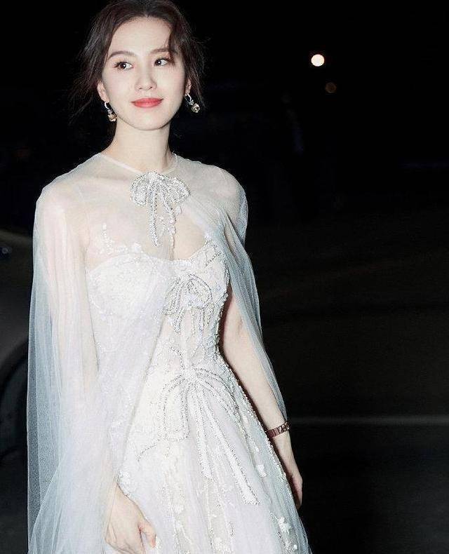 双女主人设太带感,对比张曼玉钟楚红也不输_刘诗诗_倪妮_女神