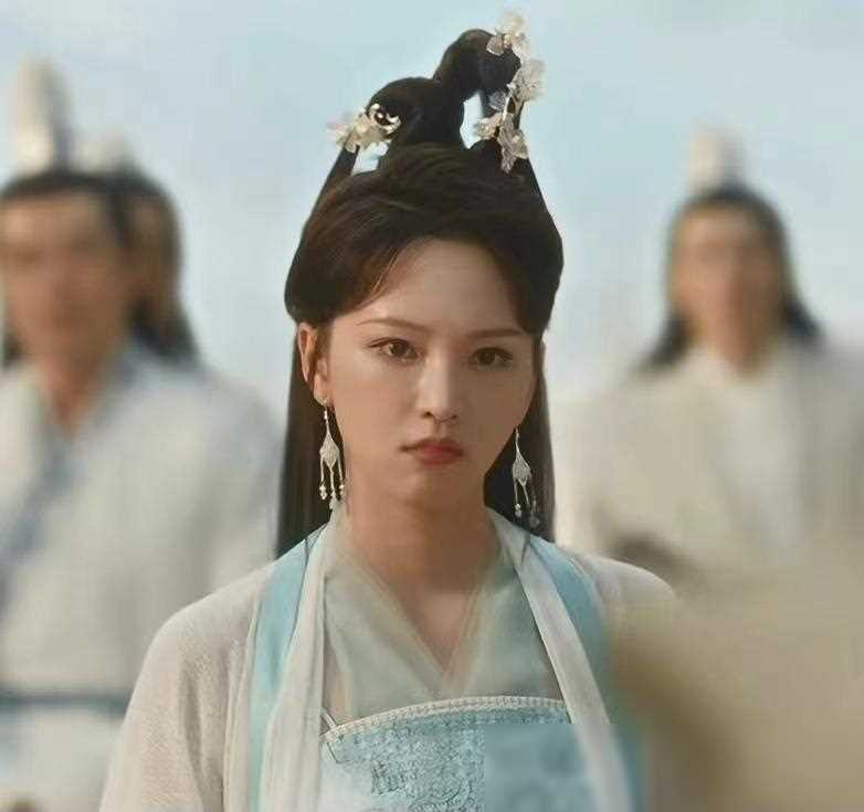 从演《长相思》到《与凤行》,打酱油29岁女演员荣膺3个选美头衔_仙子