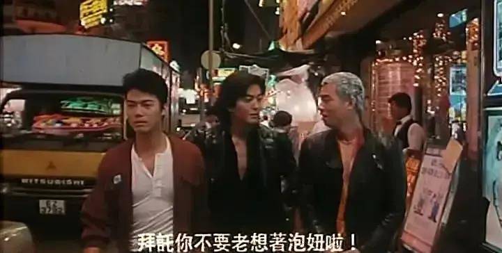 原创3000块卖掉弟弟18岁给人伴舞从小混混成巨星只有他能做到