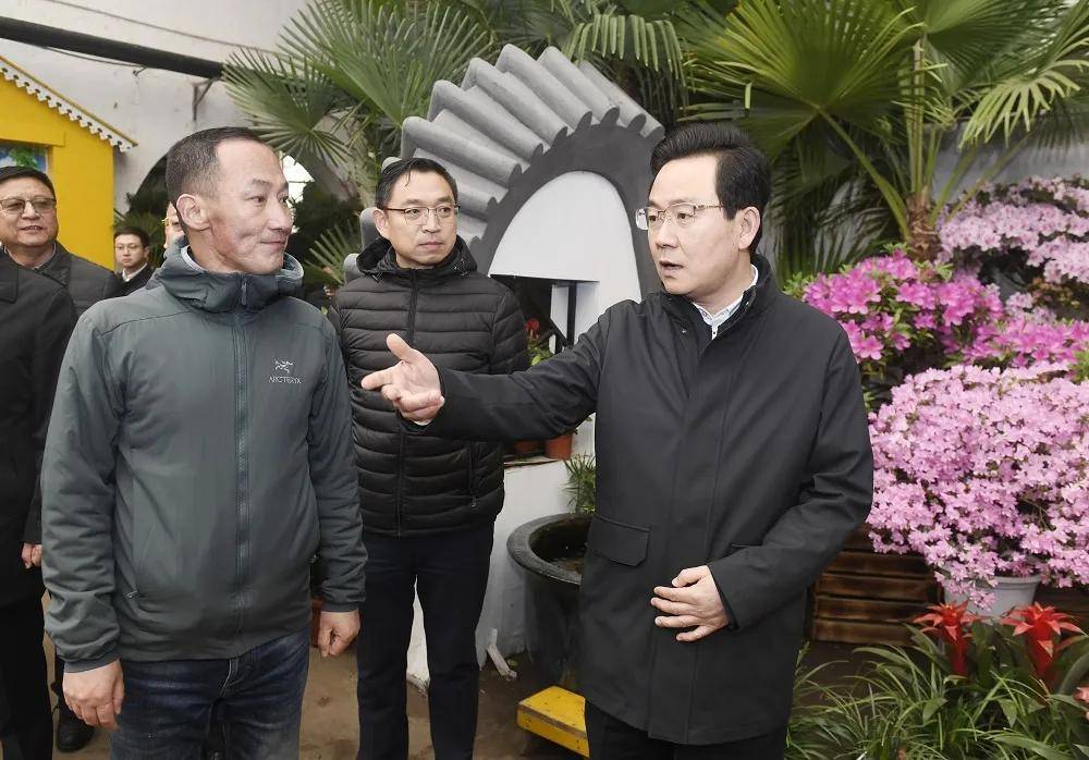 吉林市委主要负责同志到江南公园,世纪广场调研_胡斌_工作_江城