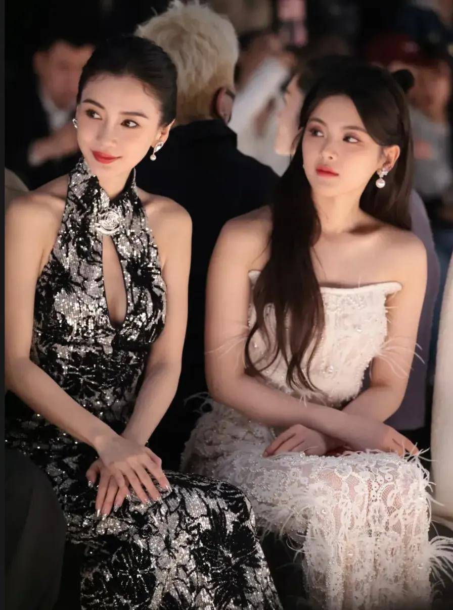 26岁杨超越同框35岁杨颖,终于见识了流量小花与国际巨星的差距有多大