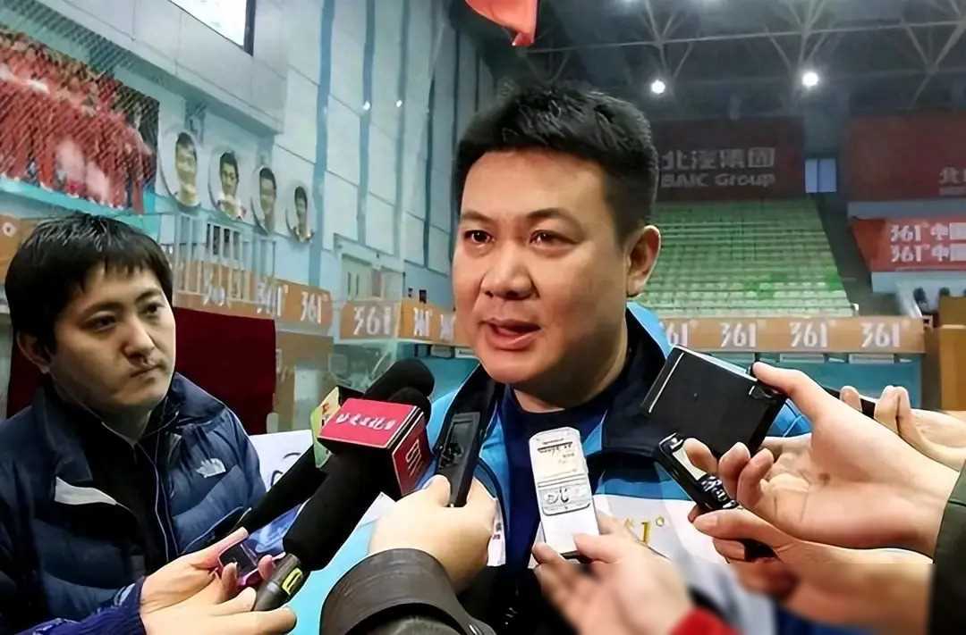 主场硬汉,战术过人,女排指引者——蔡斌,与众不同!