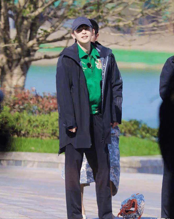 原创极限挑战7路透邓伦素颜出镜太惊艳但身材比例翻车了