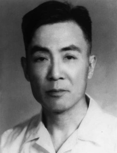 男人,还提出一个超前想法,现代人都不一定能接受_丁玲_胡也频_冯雪峰