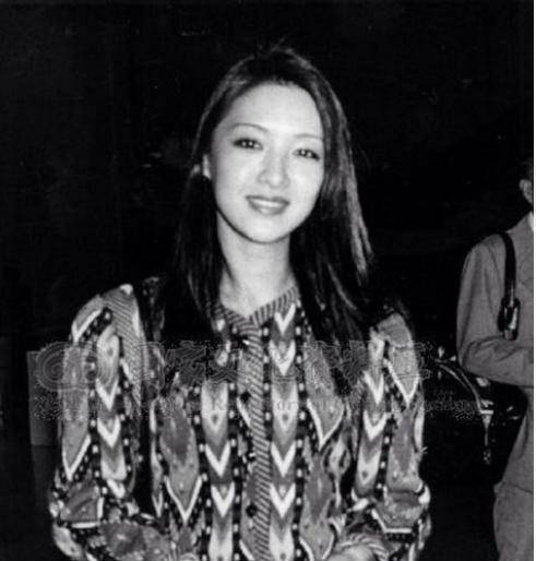 原创胡因梦气质更胜林青霞合照见高下难怪被誉为70年代第一美女