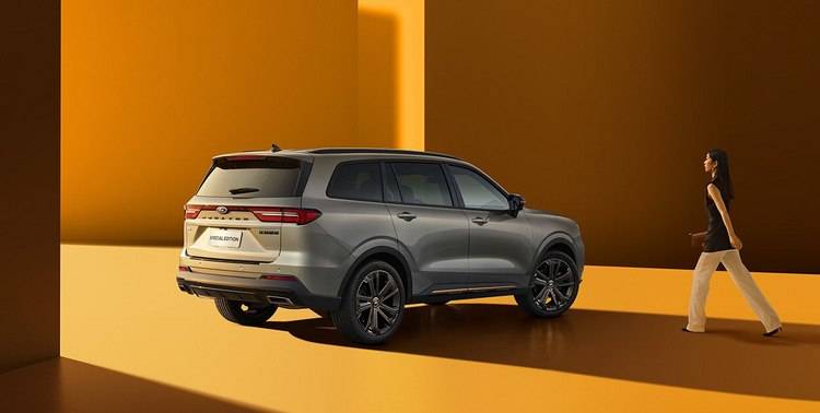 福特新领裕黑曜倾橙版:展现出大胆而富有科技感的外观_搜狐汽车_搜狐