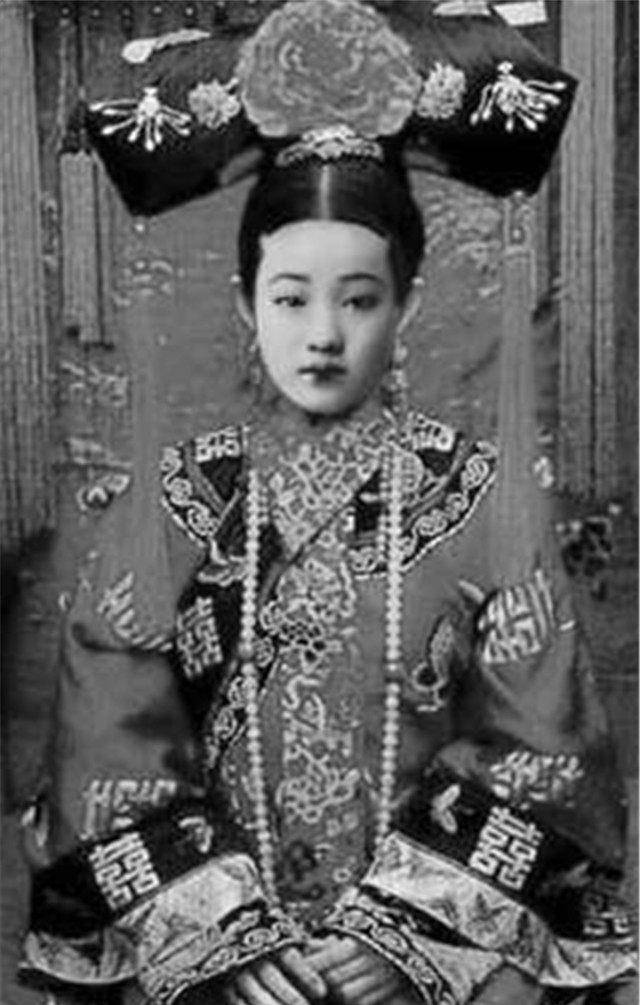 光绪帝怎一个幸福了得珍妃美丽动人隆裕相貌平凡