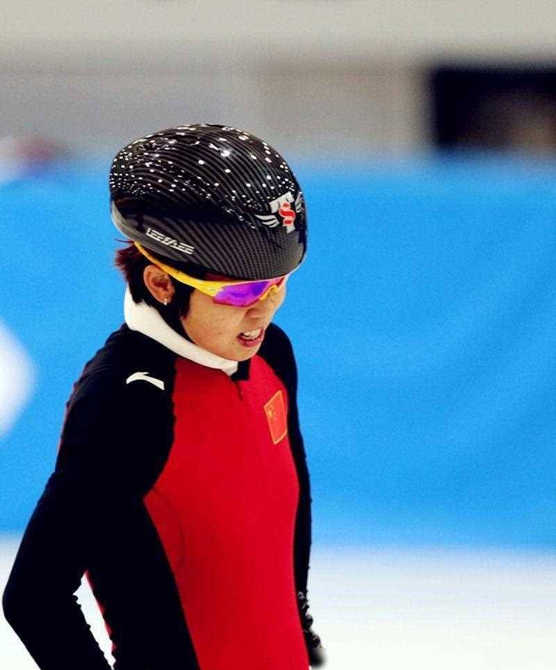 深扒之下,终于懂得地方为什么没有"原谅"曾经为国争光的王濛_张璐