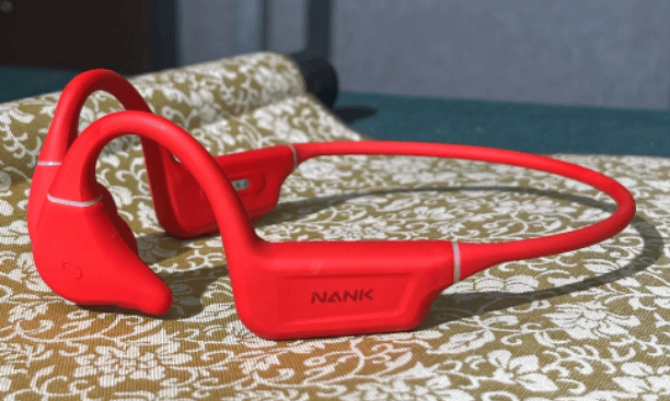 有没有口碑最好的游泳耳机推荐?亲身体验力推这四款防水蓝牙耳机