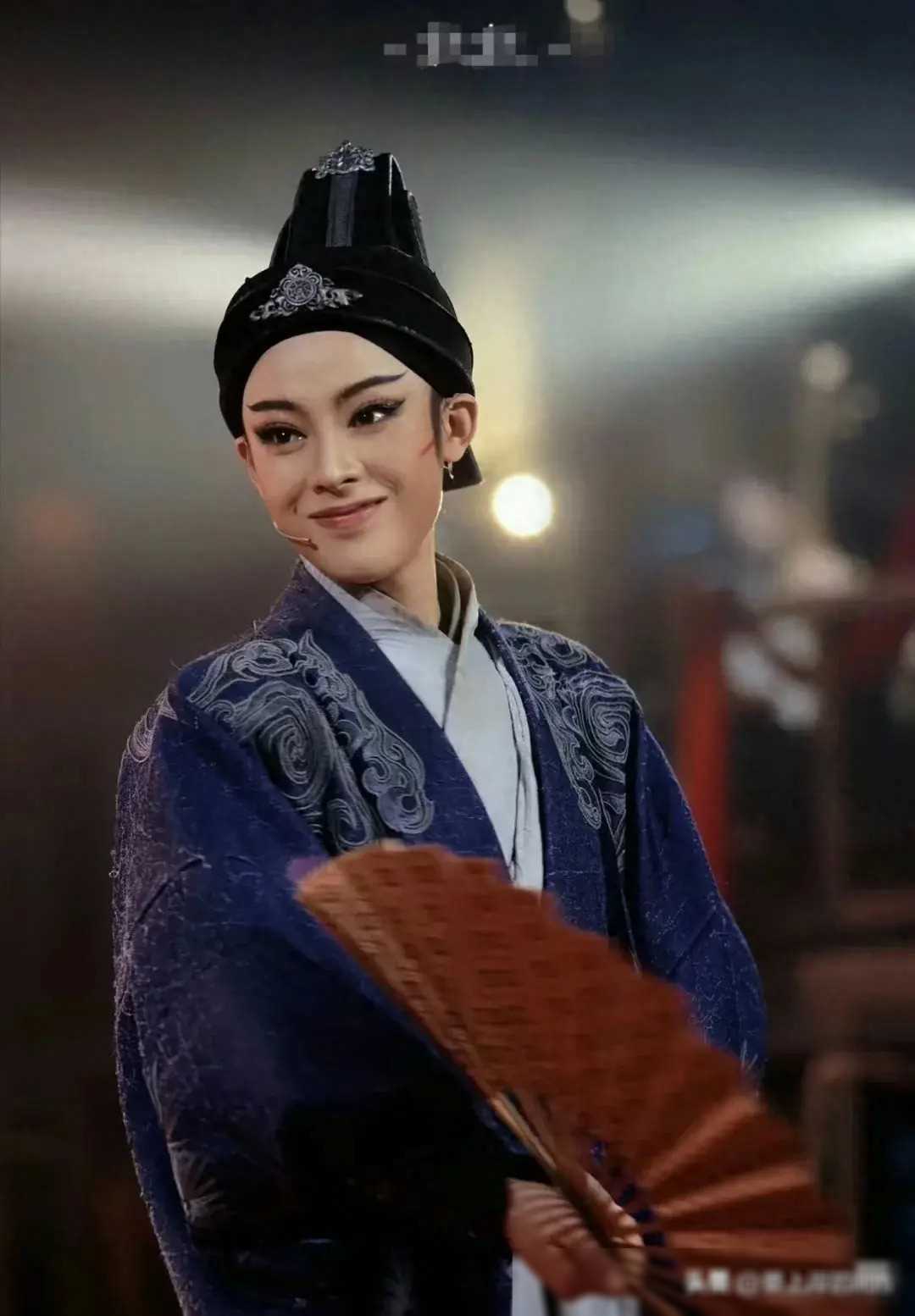 《乘风破浪的姐姐5》:陈丽君,一个拥有戏剧气息的"玉面郎君"