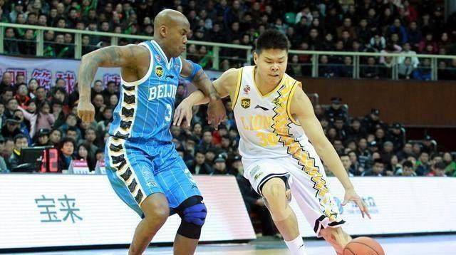 no5:赵大鹏上赛季,赵大鹏在广厦男篮打出了生涯新高的数据,凭借着这份