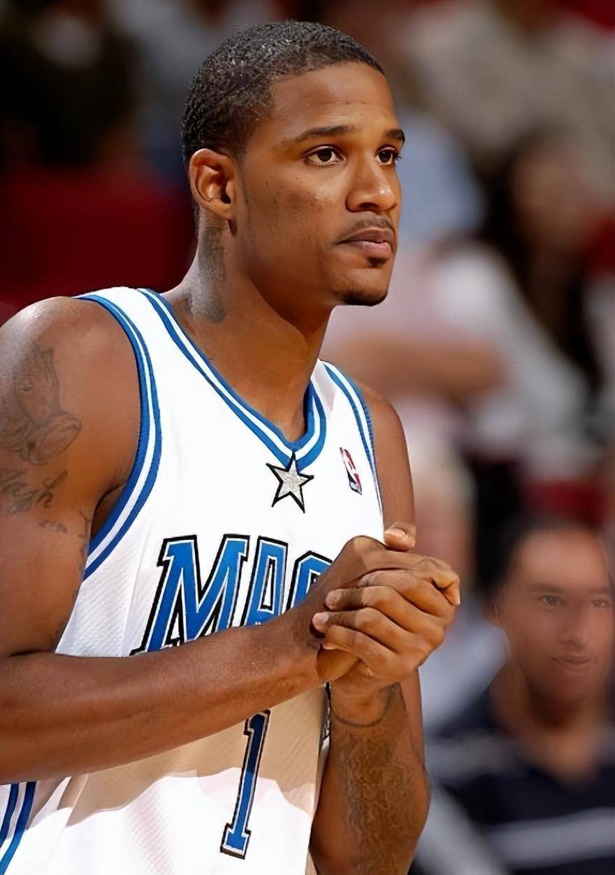 5万抚养费无力支付._特雷弗·阿里扎_湖人_比赛