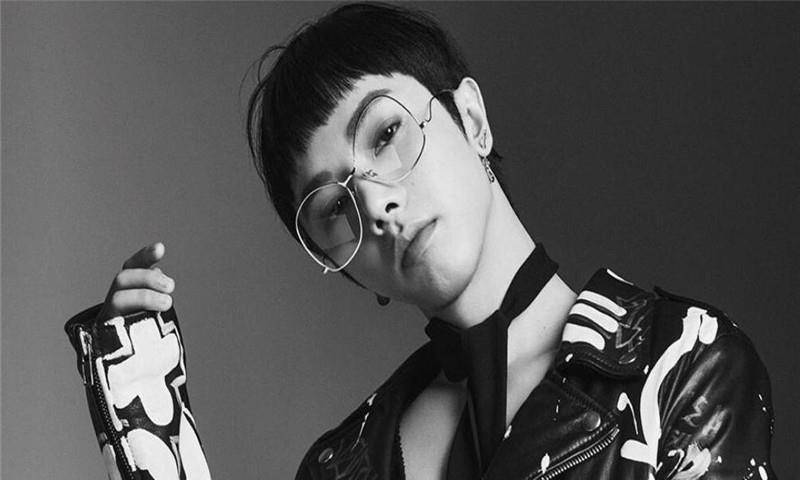 原创张碧晨点赞华晨宇两人将在无婚姻的状态下共同抚养孩子