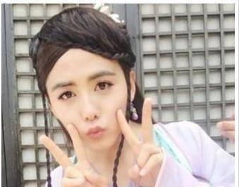 tfboys王源女装美爆了,王宝强也有,看到邓超只想去趟卫生间_胡歌_女子